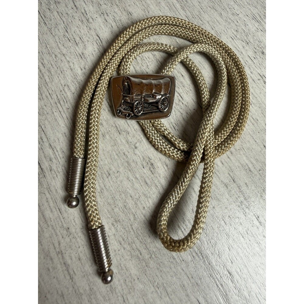 Vintage Hickok Western Pioneer Covered Conestoga Wagon Bolo Tie Metallic Cord